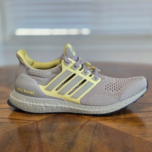 Adidas Ultraboost 1.0 Putty Beige Powder Yellow Black New JR3370 Men\'s Size 8.5 main image 7